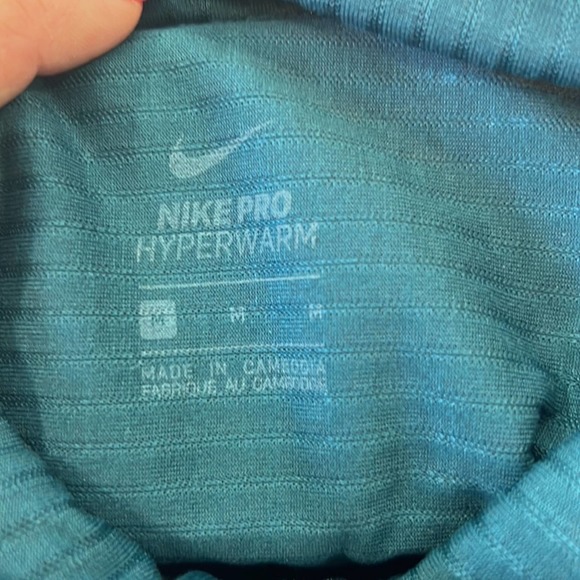 NWT Nike Pro Hyperwarm Velour Turtleneck Size - Medium - Picture 11 of 11